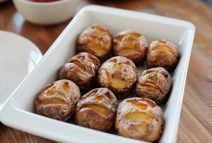 How Long to Bake Potatoes at 375? In Foil Recipe