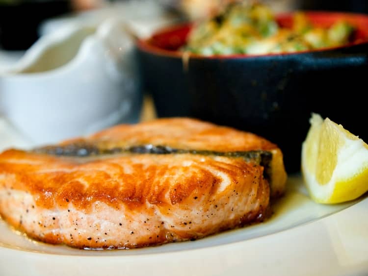 How Long to Bake Salmon at 400 in Oven? Delicious Recipe!