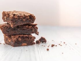 Can You Make Box Brownies Without Eggs? 5 Substitutes!