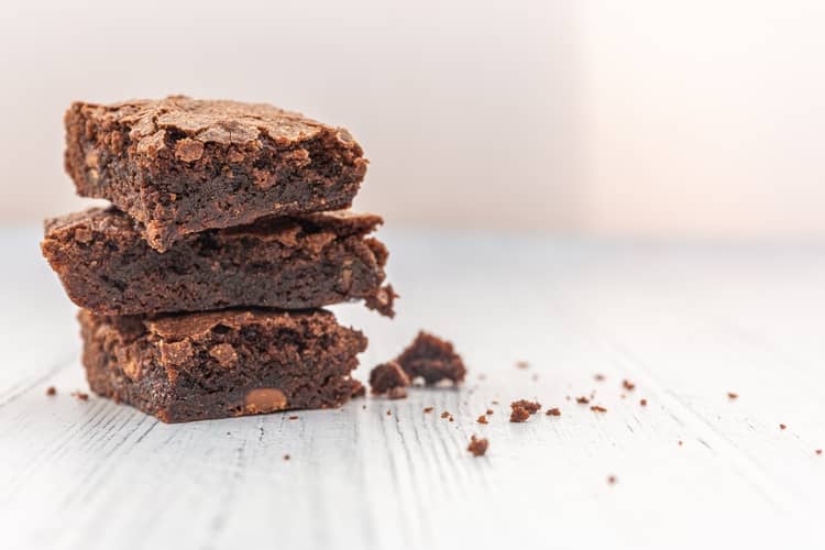 Can You Make Box Brownies Without Eggs? 5 Substitutes!