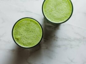 Avocolada Tropical Smoothie Recipe: in 5 Minutes