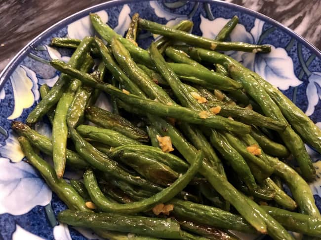 Buttery roasted green beans