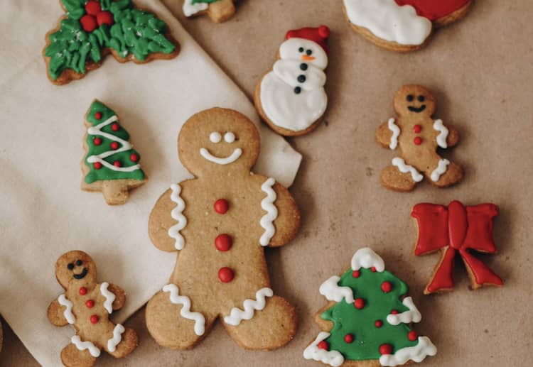 Starbucks Snowman Cookie Recipe: Ready in 10 minutes!