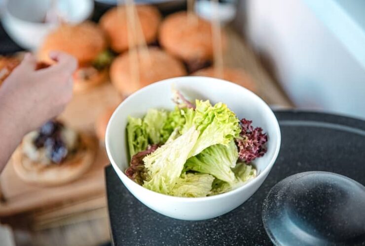 7 Best Lettuce for Burgers: Check our Nº1 Choice