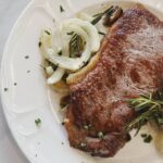 How To Cook Steak In Oven Without A Cast Iron Skillet?