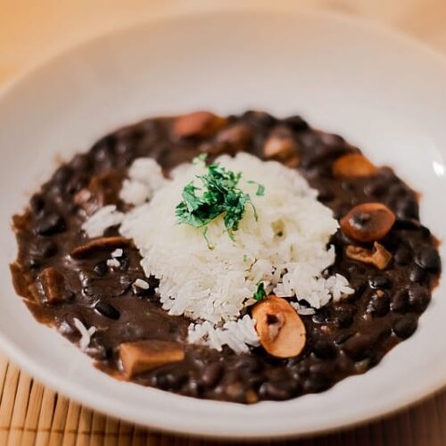 How to Cook Canned Pinto Beans? Easy Recipe!