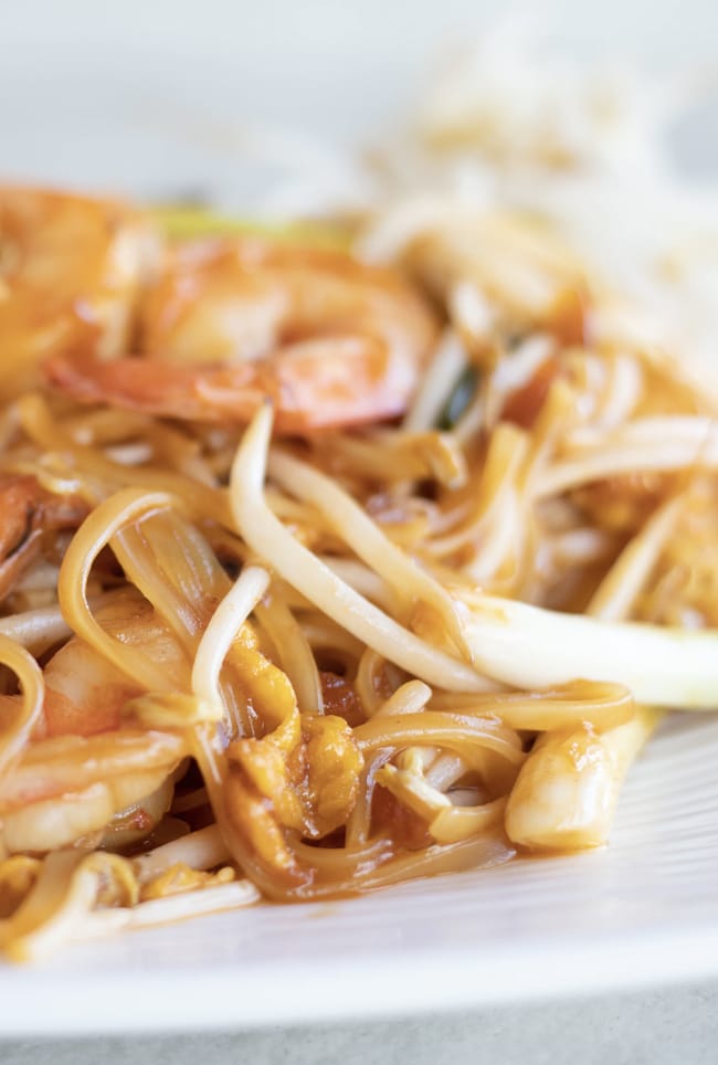 Lobster garlic noodles