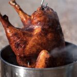How Much Oil to Fry a Turkey? 16lb, 18lb, 20lb (Table)