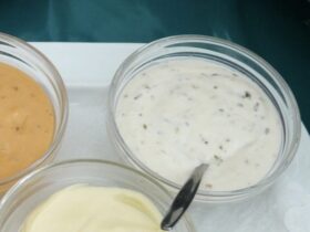 Domino's Garlic Parmesan Sauce Recipe: Easy Copycat