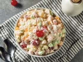 Ambrosia Salad Recipe from Pioneer Woman (Easy)