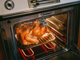 How Long to Cook a Turkey in a Convection Oven? (Recipe)