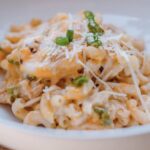 Crockpot Mac and Cheese with Velveeta (Pioneer Woman)