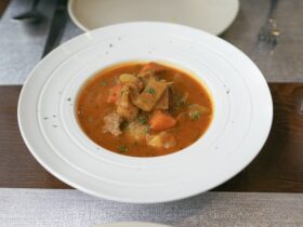 Beef Barley Soup Pioneer Woman Recipe (Easy)