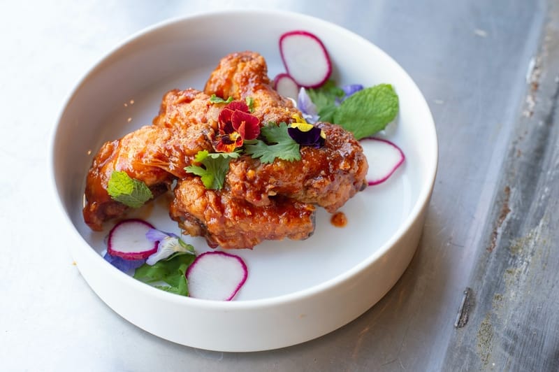 Cooked chicken wings: at the right temperature