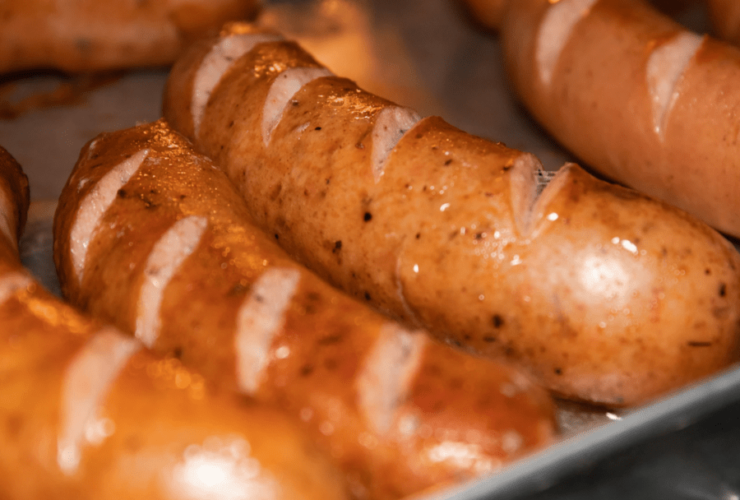 How Long to Cook Brats at 350ºF and 375ºF? (Recipe)