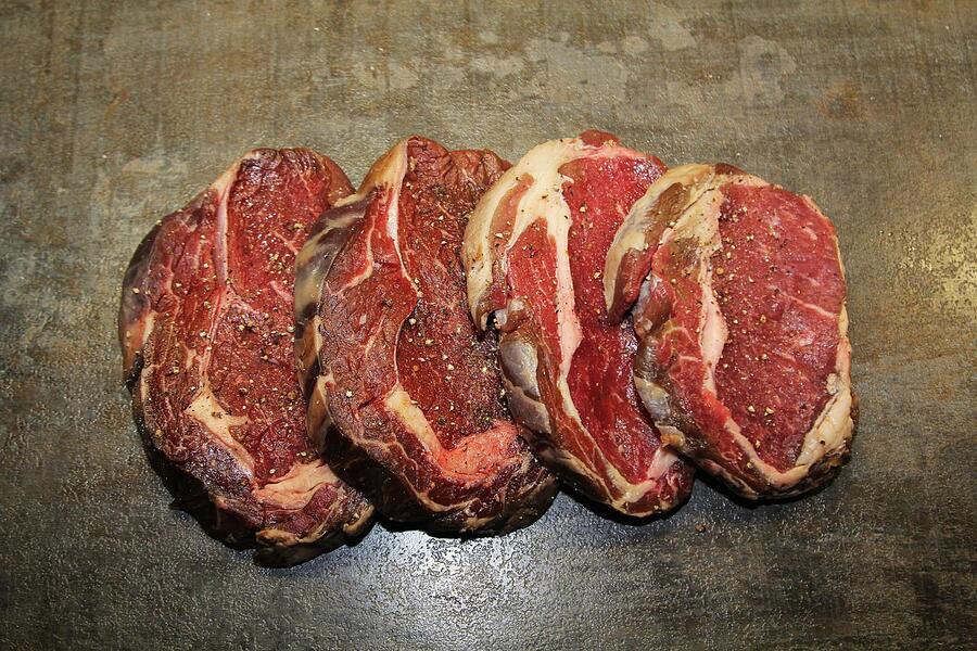 Boneless Ribeye Roast Cooking Time Chart (Table)