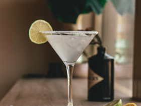Amaretto Martini Recipe (with Vodka) - You'll Love!