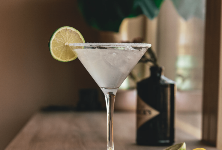 Amaretto Martini Recipe (with Vodka) - You'll Love!