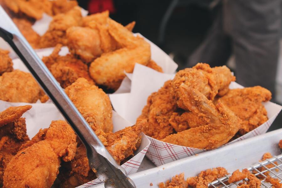 Chicken wings with cornstarch