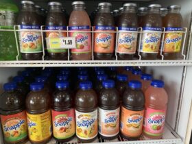 Does Snapple Have Caffeine? (and Diet Snapple)
