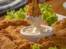 Daytona Beach Sauce: Hooters Copycat Recipe